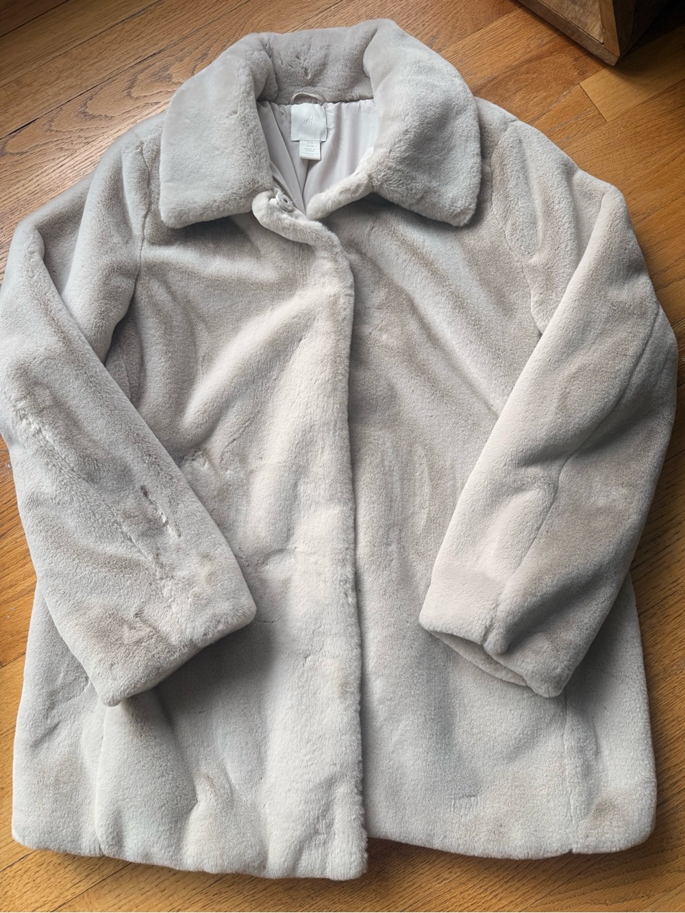 H&M Soft Faux Shearling Coat Jacket – Cream Beige – Size M